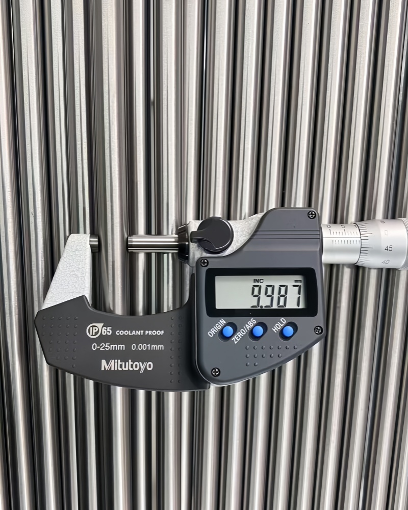 Intermediate alloy~invisible 